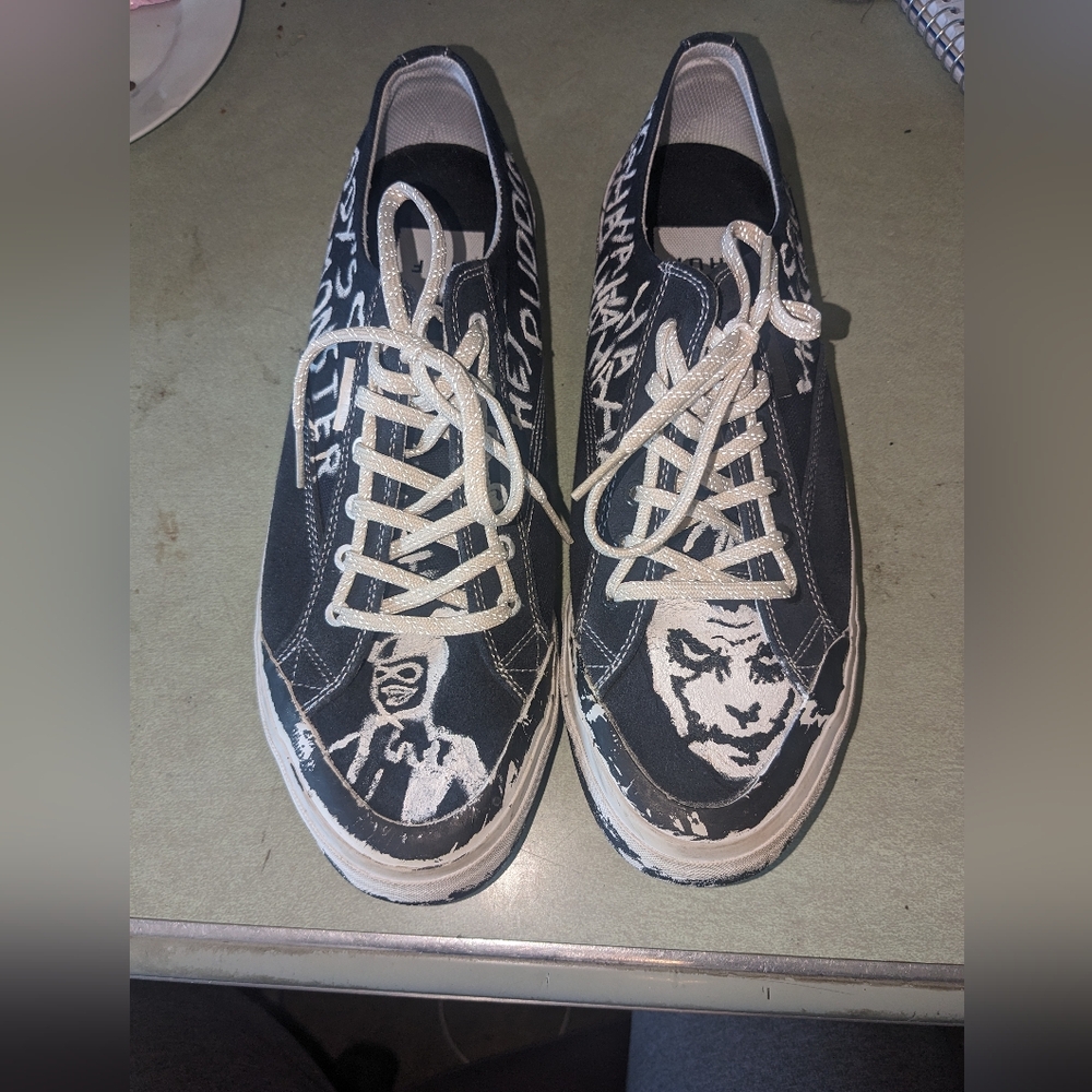 Custom joker/harley Quinn HUF shoes